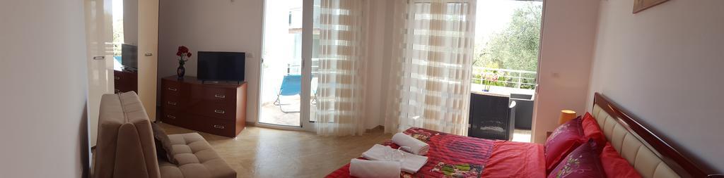 Apartments Sirena 乌尔齐尼 外观 照片