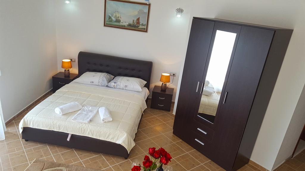 Apartments Sirena 乌尔齐尼 外观 照片